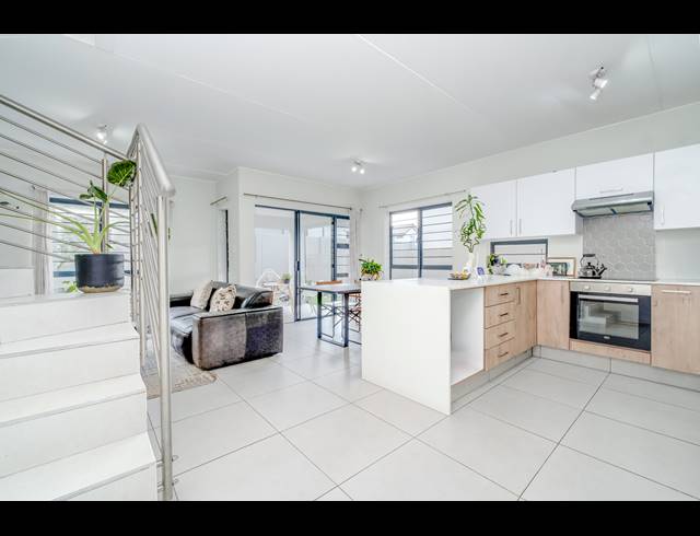 3 BEDROOM TOWNHOUSE FOR SALE IN BROADACRES
